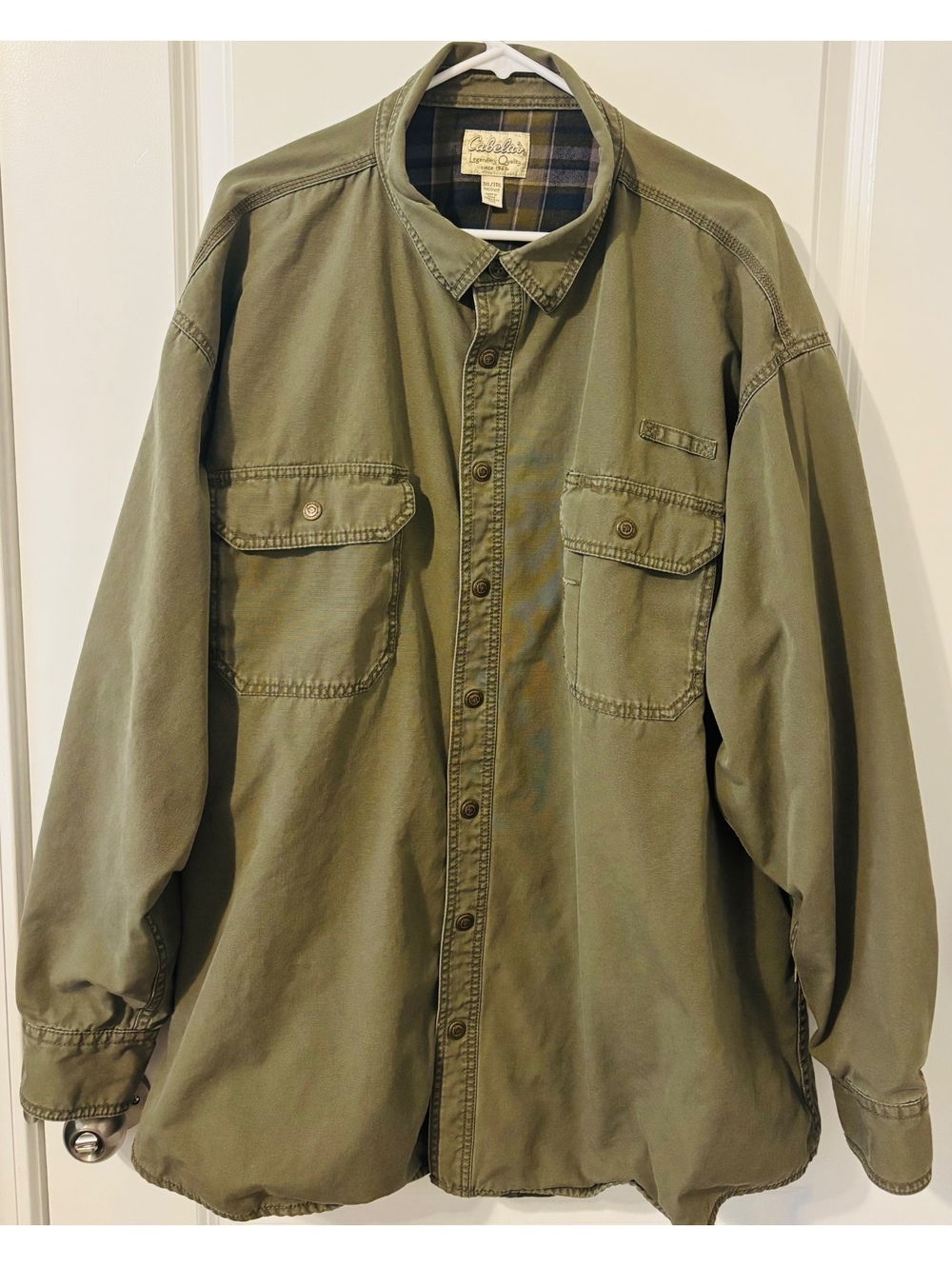 2000’s Vintage 3XL Tall Cabela's olive plaid-lined shirt jacket